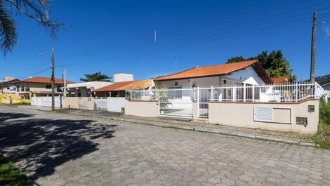 HOUSE WITH SWIMMING POOL ON THE BEACH OF ZIMBROS TO 350 METERS FROM THE BEACH