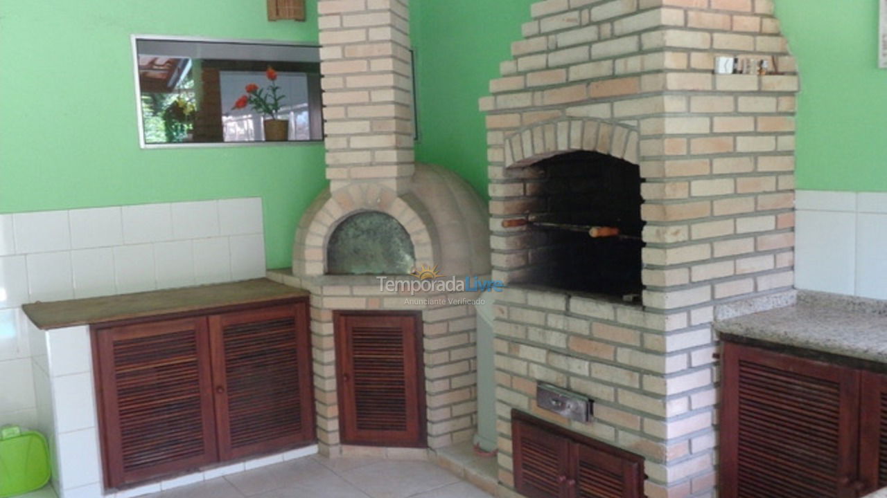 Casa para alquiler de vacaciones em Ubatuba (Praia de Itamambuca)