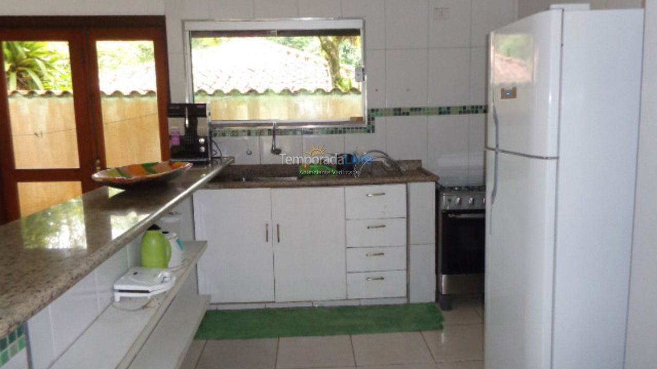 Casa para alquiler de vacaciones em Ubatuba (Praia de Itamambuca)