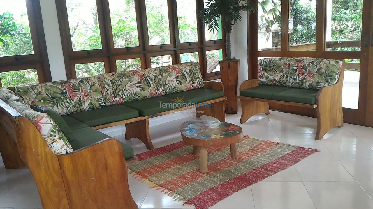 Casa para alquiler de vacaciones em Ubatuba (Praia de Itamambuca)