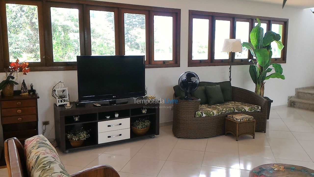 Casa para alquiler de vacaciones em Ubatuba (Praia de Itamambuca)