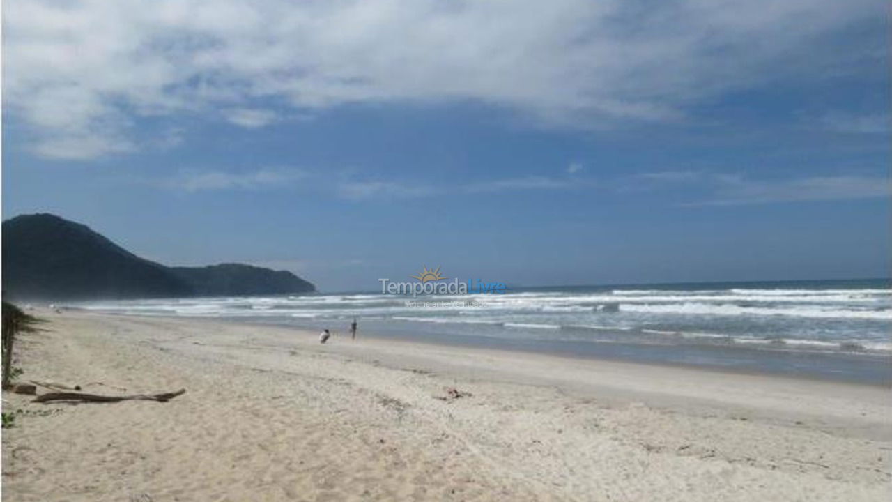 Casa para alquiler de vacaciones em Ubatuba (Praia de Itamambuca)