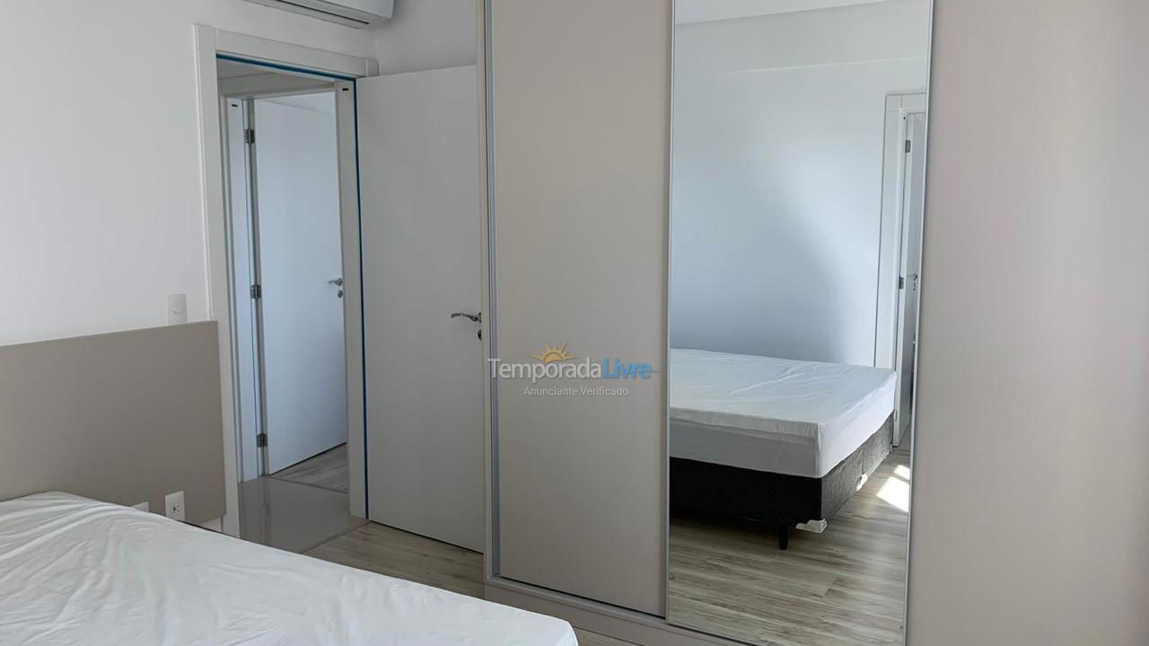 Apartamento para alquiler de vacaciones em Itapema (Meia Praia)