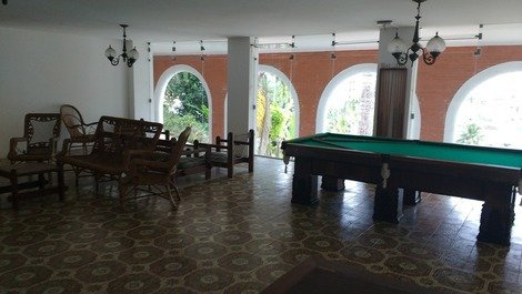 House mansion prainha (martim de sá) 6 dor. pools. foot games in the sand