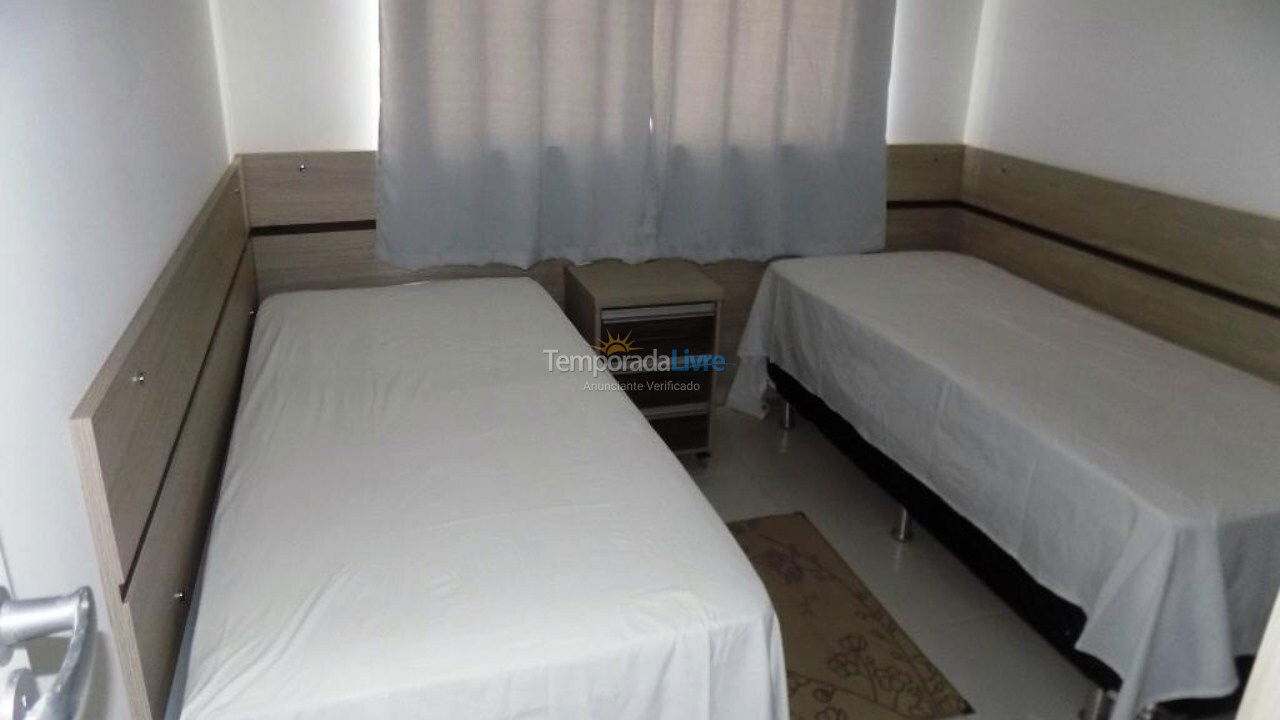 Apartamento para alquiler de vacaciones em Governador Celso Ramos (Praia de Palmas)