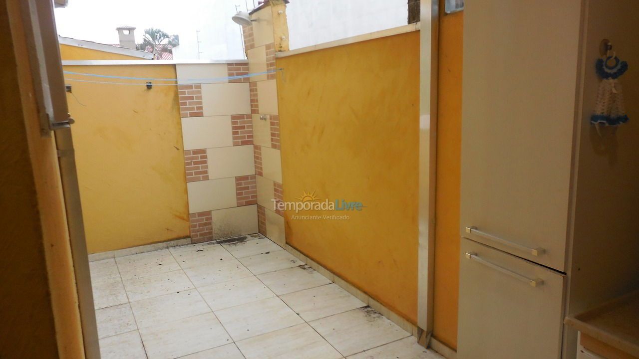 Apartamento para aluguel de temporada em Caraguatatuba (Massaguaçu)