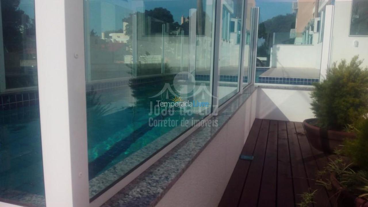 Casa para aluguel de temporada em Florianopolis (Canasvieiras)