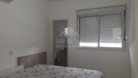 Apartamento em prédio com piscina,praia de Canasvieiras