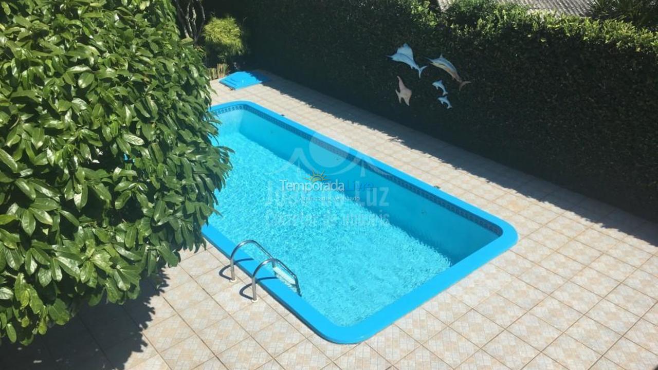 Casa para aluguel de temporada em Florianópolis (Cachoeira do Bom Jesus)