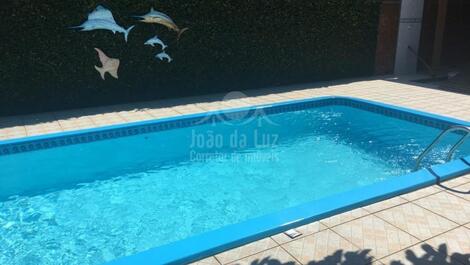 Four bedroom house with pool in Cachoeira do Bom Jesus.