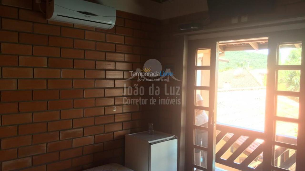 Casa para aluguel de temporada em Florianópolis (Cachoeira do Bom Jesus)