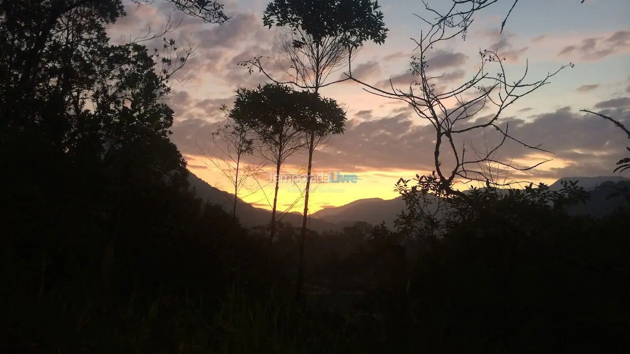 Casa para alquiler de vacaciones em Ubatuba (Ubatumirim)