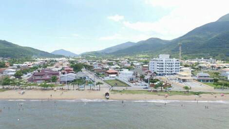 HOUSE IN GREAT FLORIANOPOLIS 150 MTS FROM THE SEA