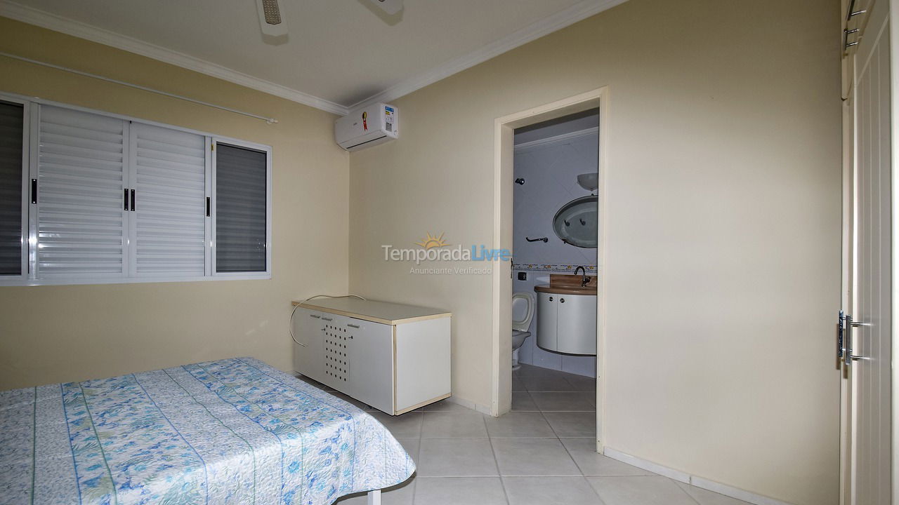Apartment for vacation rental in Ubatuba (Praia do Tenório)