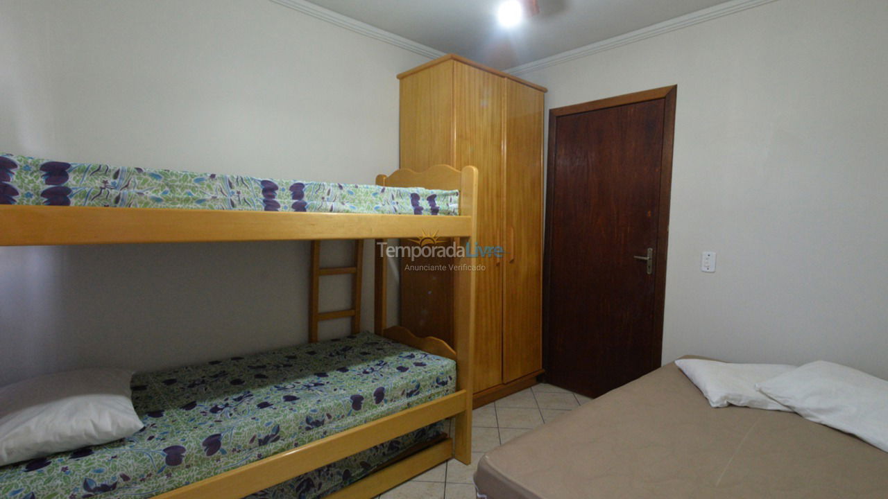 Apartamento para aluguel de temporada em Bombinhas (Praia de Bombinhas)