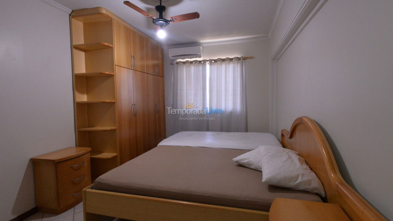 Apartamento para aluguel de temporada em Bombinhas (Praia de Bombinhas)