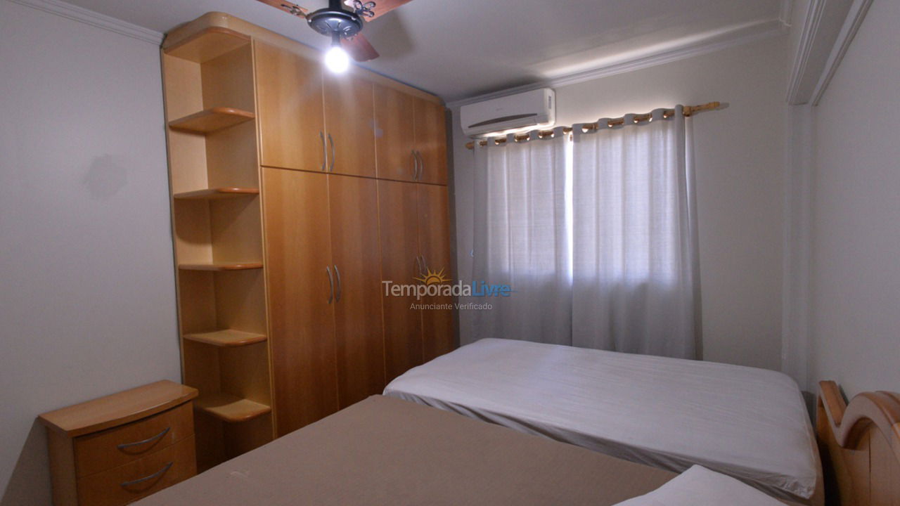 Apartamento para aluguel de temporada em Bombinhas (Praia de Bombinhas)