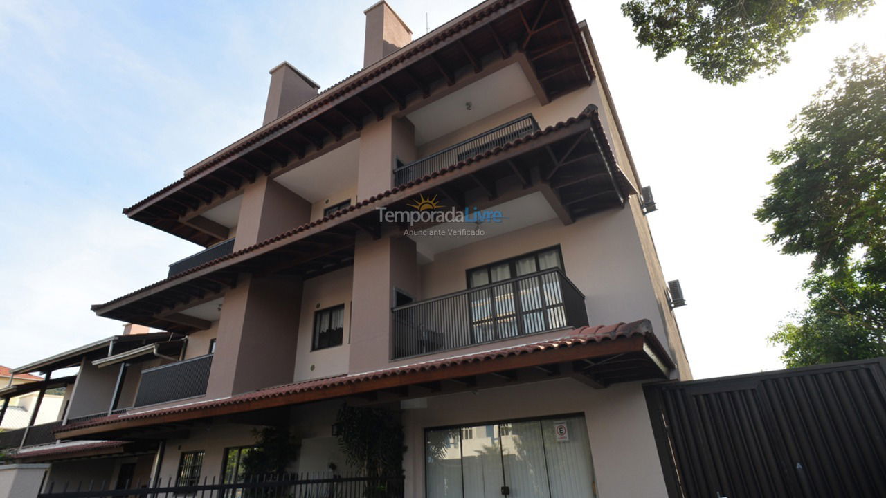 Apartamento para aluguel de temporada em Bombinhas (Praia de Bombinhas)