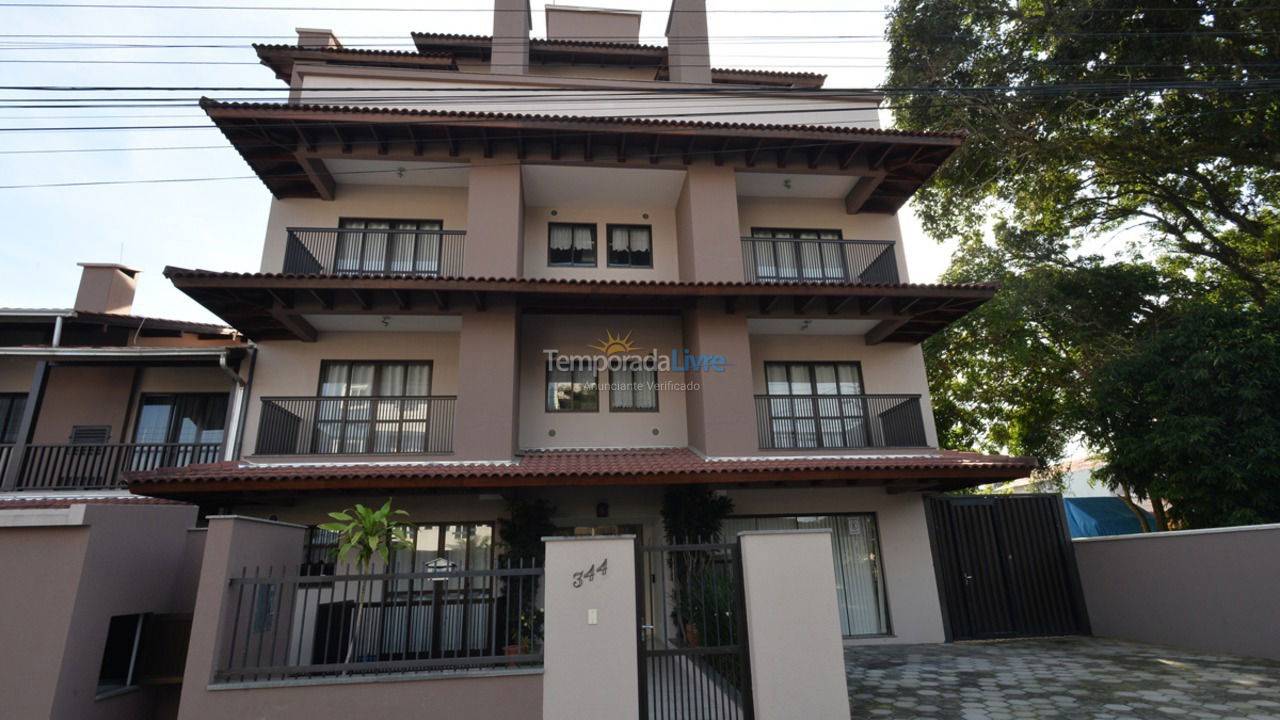 Apartamento para aluguel de temporada em Bombinhas (Praia de Bombinhas)