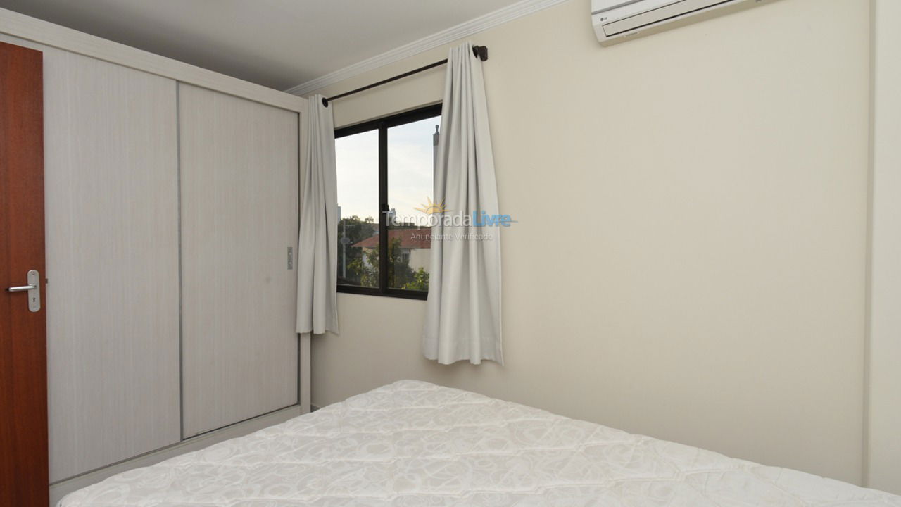 Apartamento para aluguel de temporada em Bombinhas (Praia de Bombinhas)