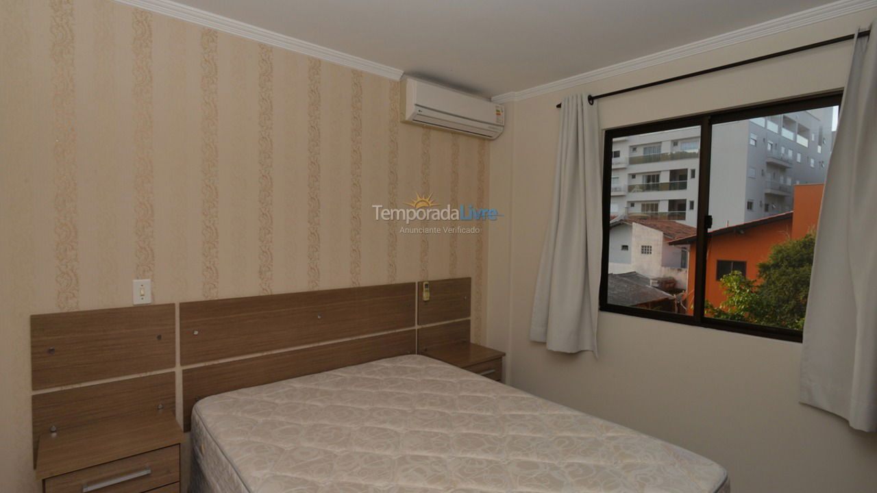 Apartamento para aluguel de temporada em Bombinhas (Praia de Bombinhas)