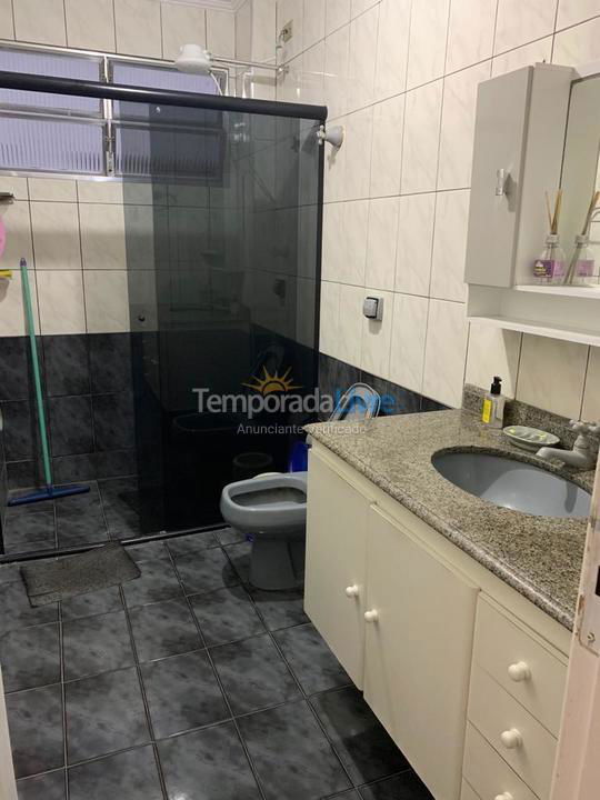 Apartamento para aluguel de temporada em Santos (Gonzaga)