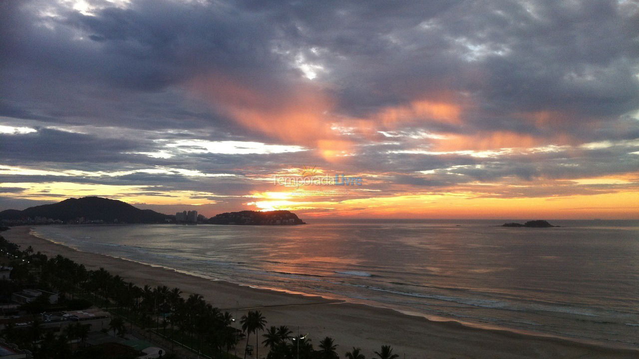 Apartamento para aluguel de temporada em Guarujá (Enseada)