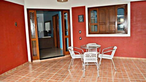 House with 05 rooms for season in Porto Seguro.