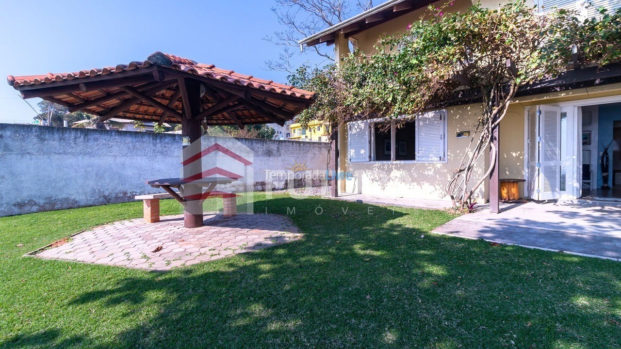 House for vacation rental in Bombinhas (Praia de Bombinhas)