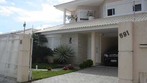 Casa para alugar em Porto Belo - Perequê
