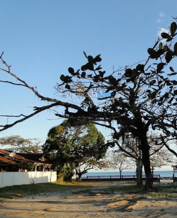 Casa para alquiler de vacaciones em Ubatuba (Enseada)