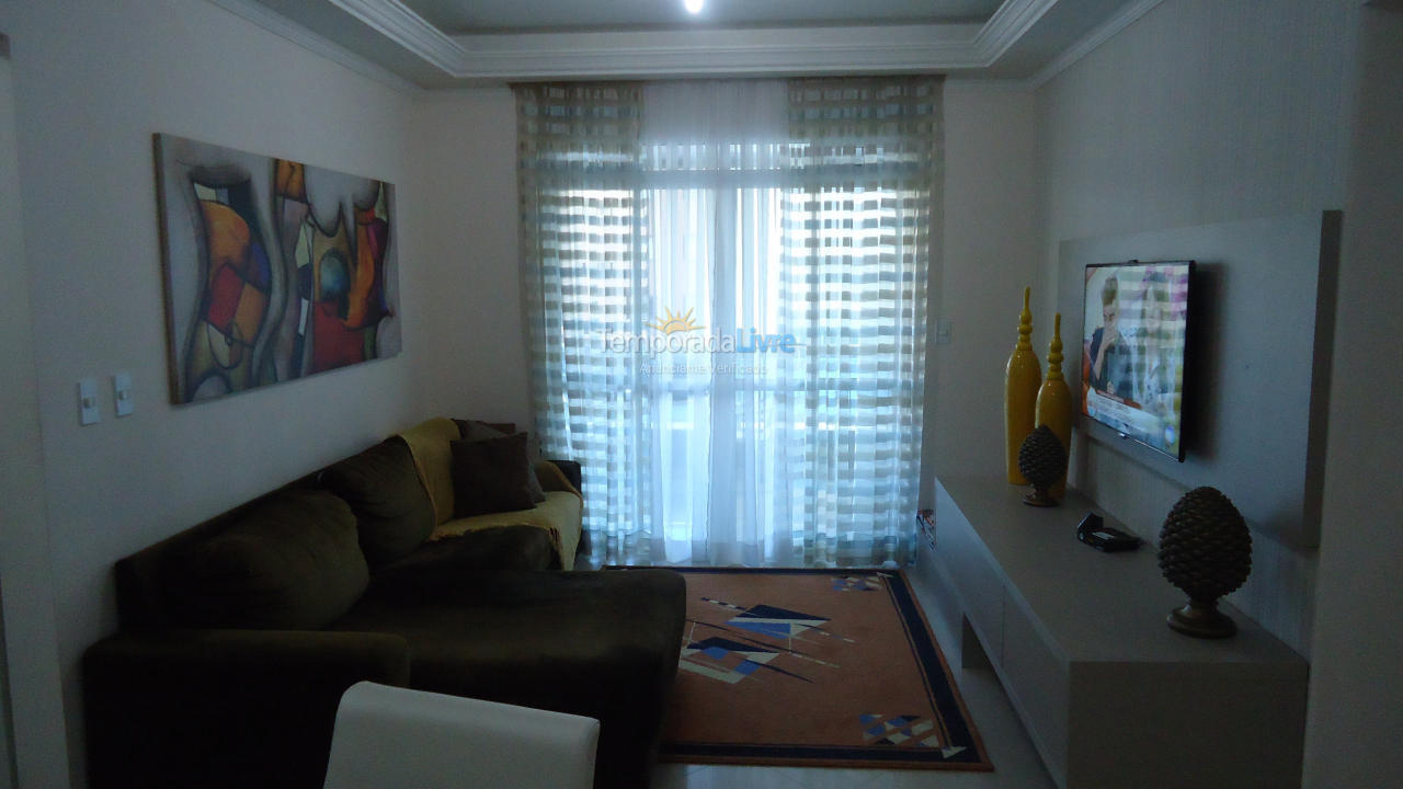 Apartment for vacation rental in Itapema (Meia Praia)