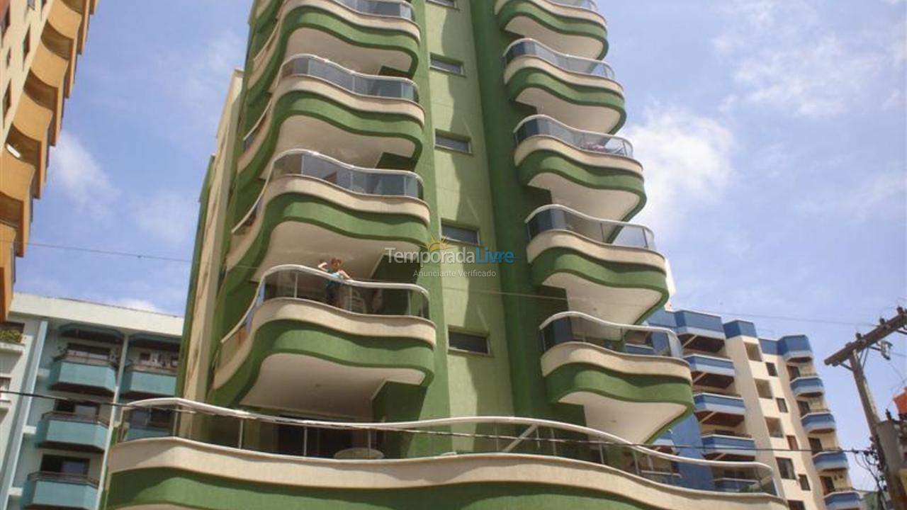 Apartamento para aluguel de temporada em Itapema (Meia Praia)