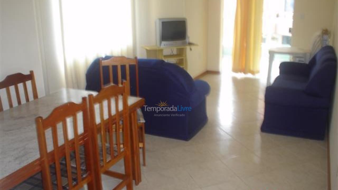 Apartamento para aluguel de temporada em Itapema (Meia Praia)