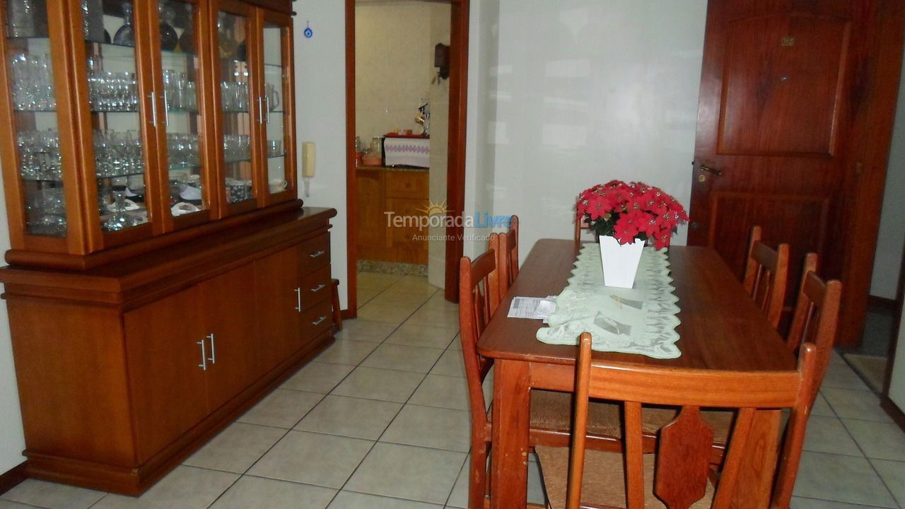 Apartment for vacation rental in Itapema (Meia Praia)