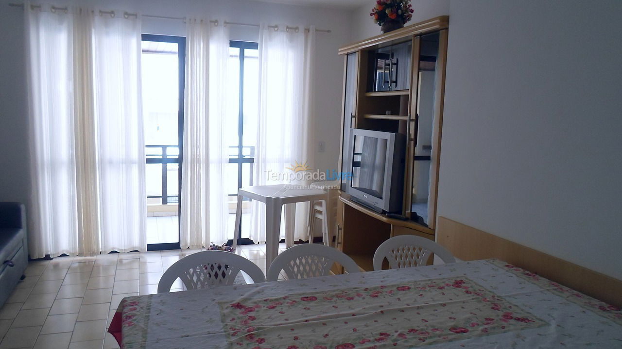 Apartamento para aluguel de temporada em Itapema (Meia Praia)