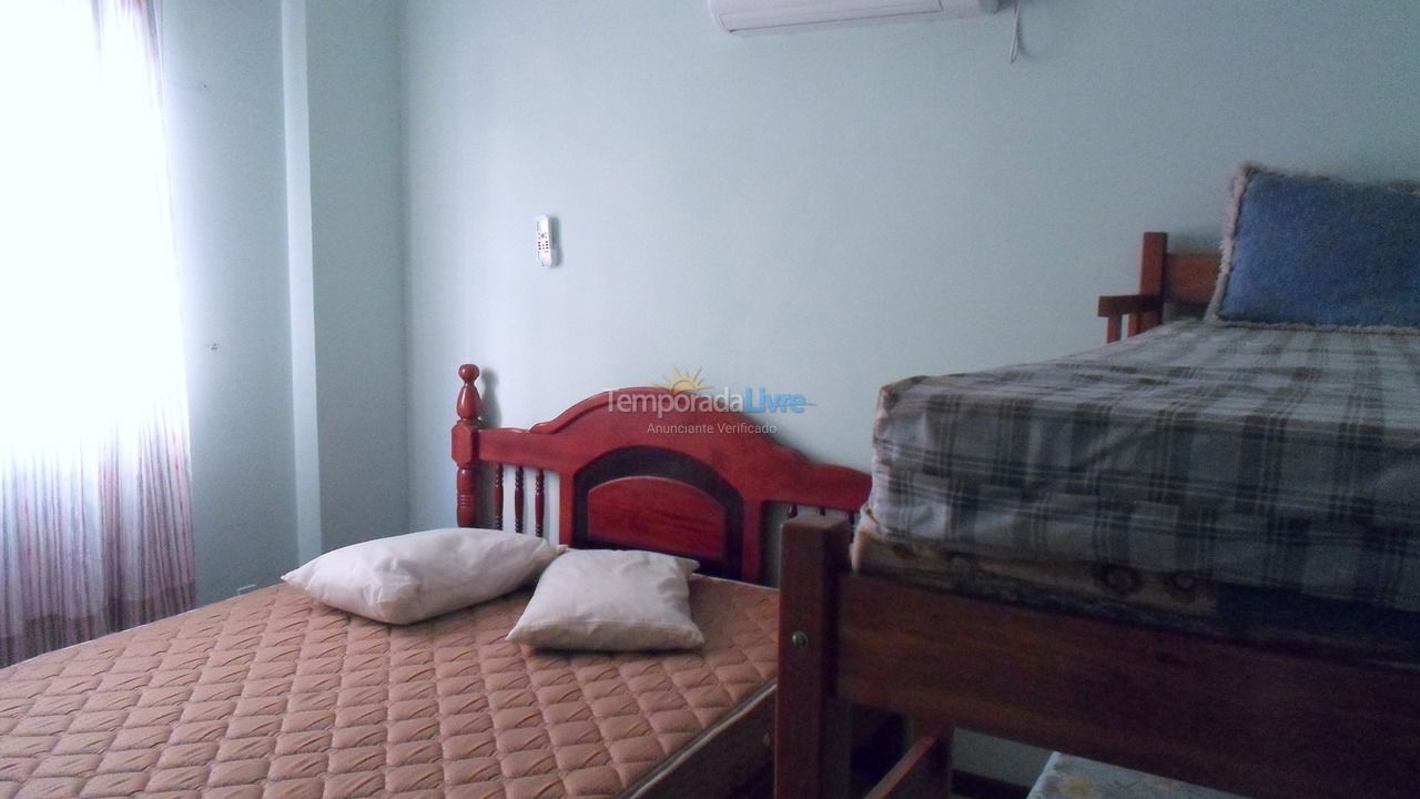 Apartamento para aluguel de temporada em Itapema (Meia Praia)