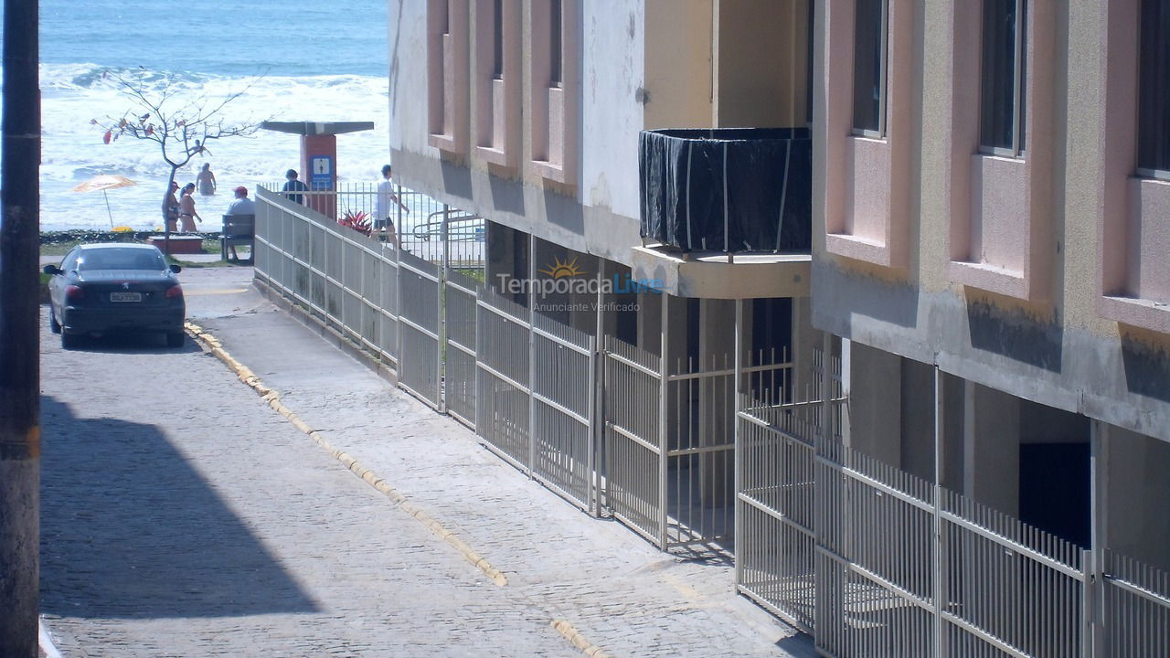 Apartamento para aluguel de temporada em Itapema (Meia Praia)