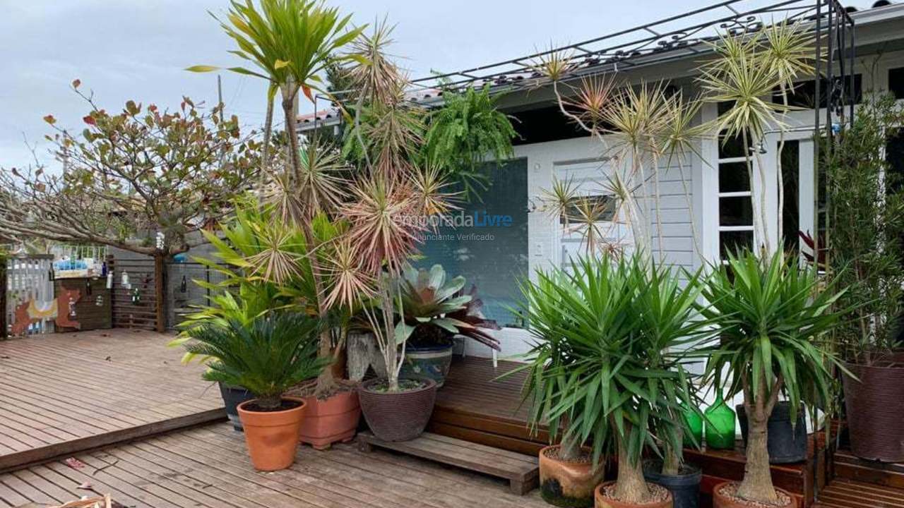 Casa para aluguel de temporada em Florianópolis (Barra da Lagoa)