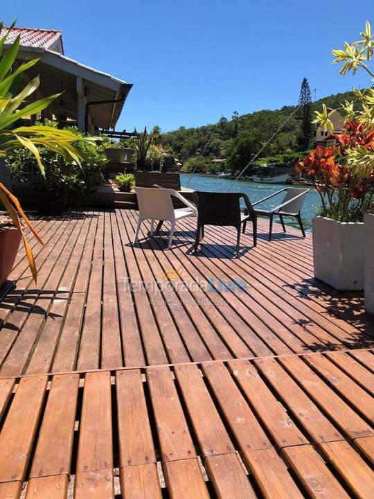 Casa para aluguel de temporada em Florianópolis (Barra da Lagoa)