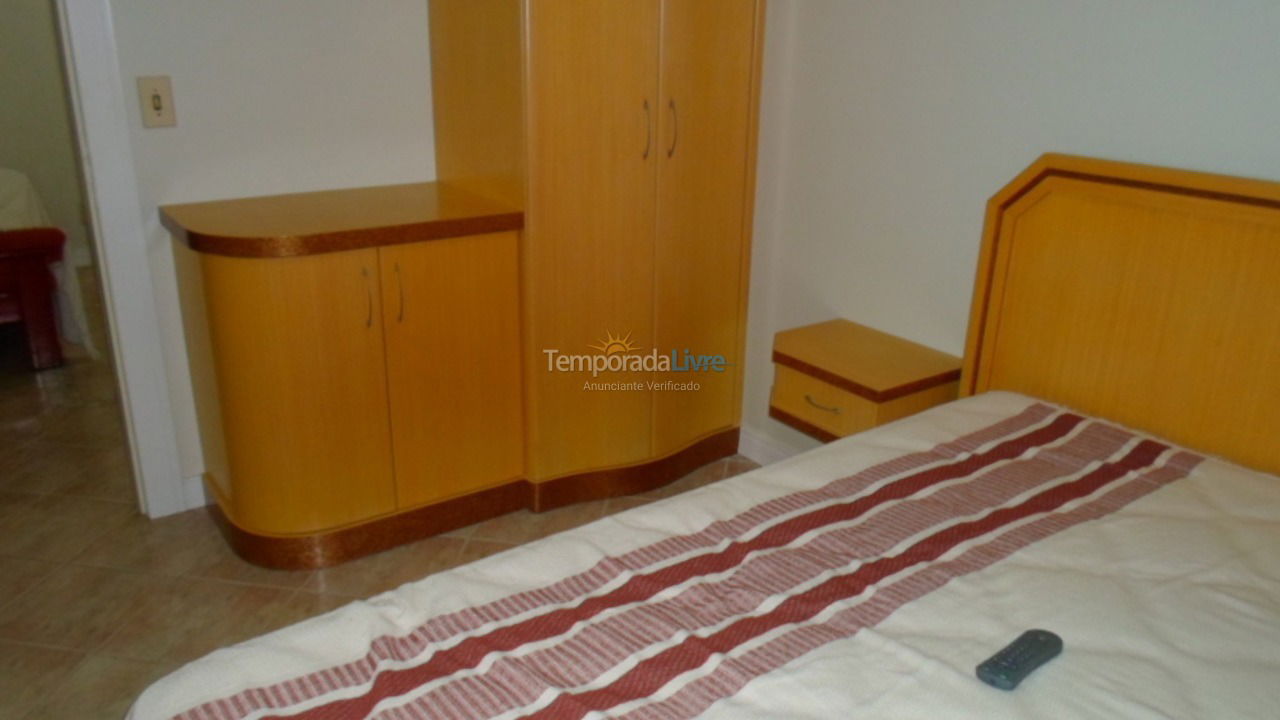 Apartment for vacation rental in Itapema (Meia Praia)