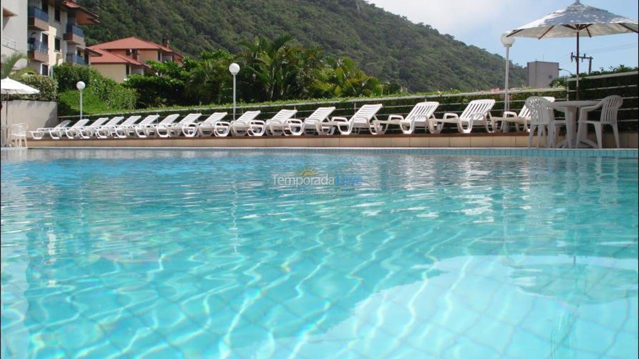 Apartment for vacation rental in Florianópolis (Praia Brava)