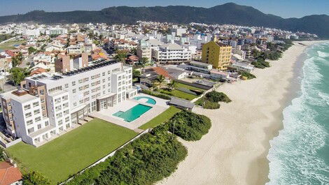 Alto nivel, frente al mar con 2 suites!