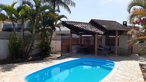 Casa para alugar em Guaratuba - Balneário Eliane