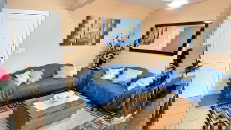 Ed. Márcia: 2 rooms quadra mar in Balneário Camboriú