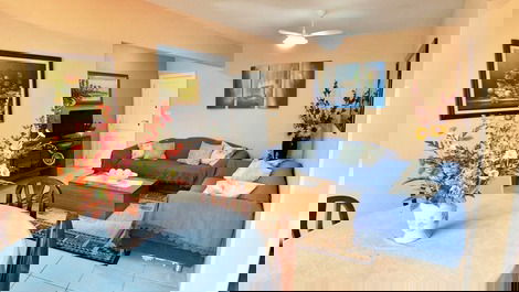 Ed. Márcia: 2 rooms quadra mar in Balneário Camboriú