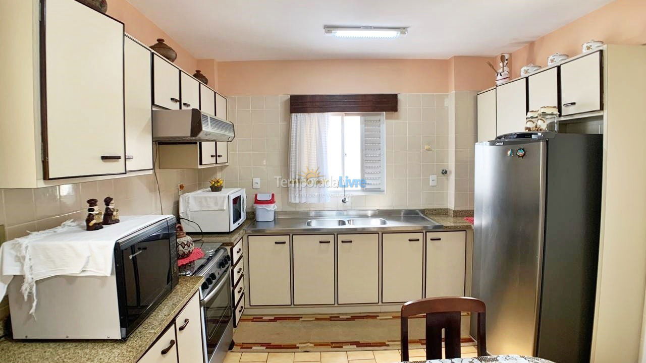 Apartment for vacation rental in Balneário Camboriú (Praia Central)
