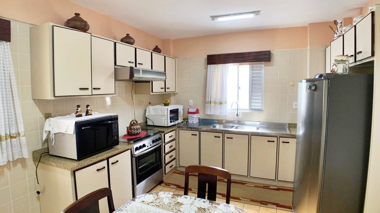 Apartment for vacation rental in Balneário Camboriú (Praia Central)