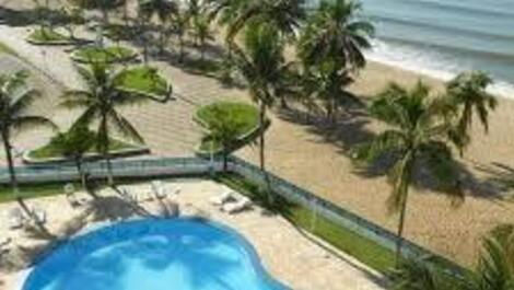 Apto frente mar, 6 ou 8 pessoas, 3 dorm, piscina e churrasqueira