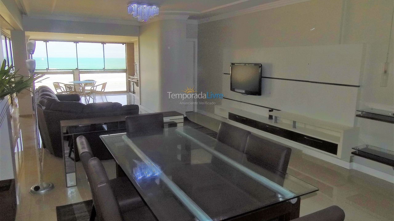 Apartment for vacation rental in Itapema (Centro)